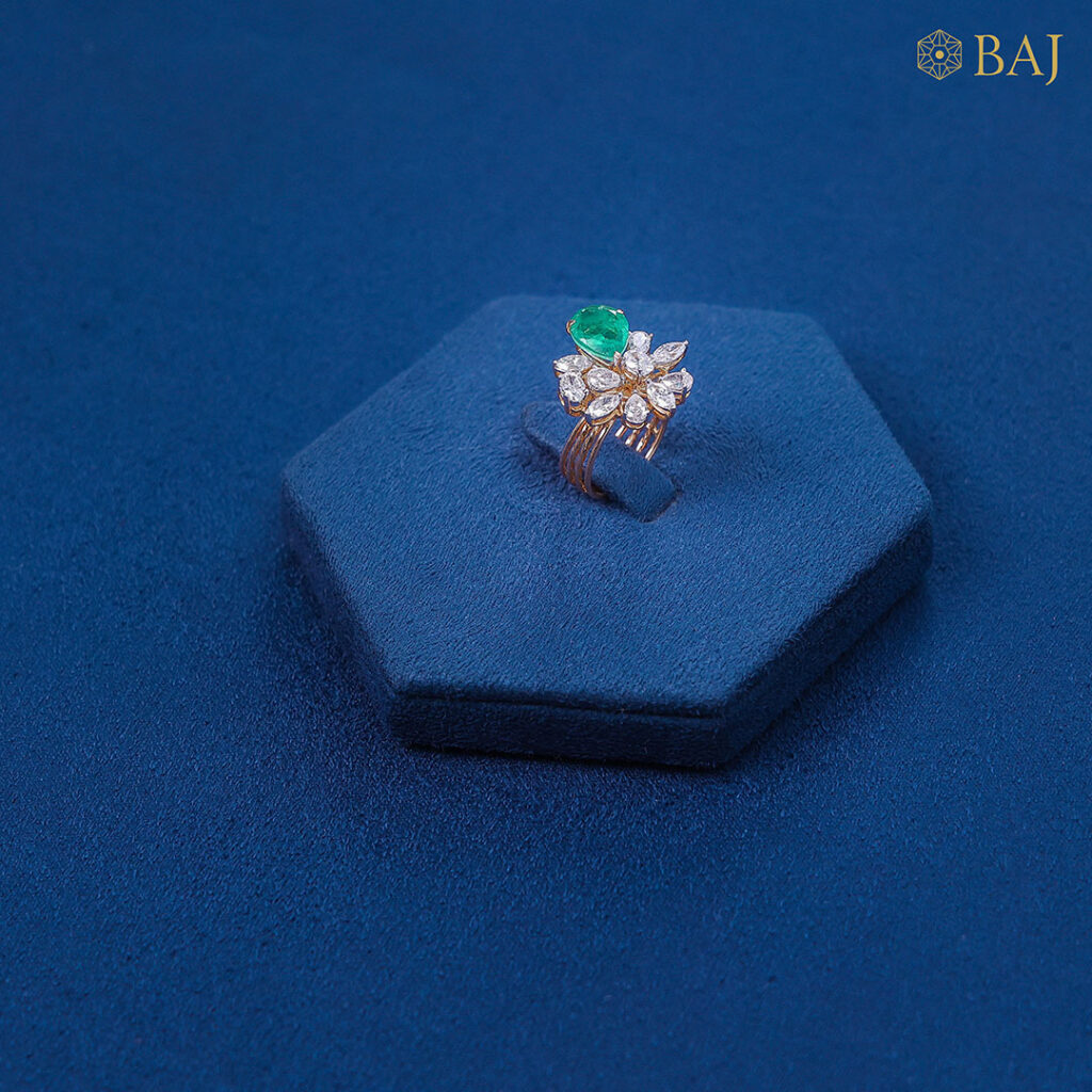 Green Flare ring