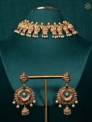 22Kt Antique Kundan Choker with Jhumkas