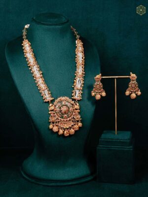 22Kt Temple-Inspired Kundan Long Necklace