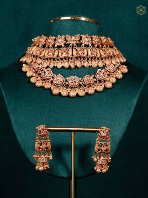 22Kt Grand Kundan Bridal Jewellery Set