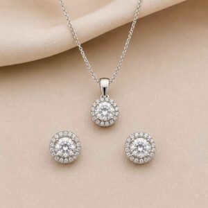 halo-diamond-pendant-sets